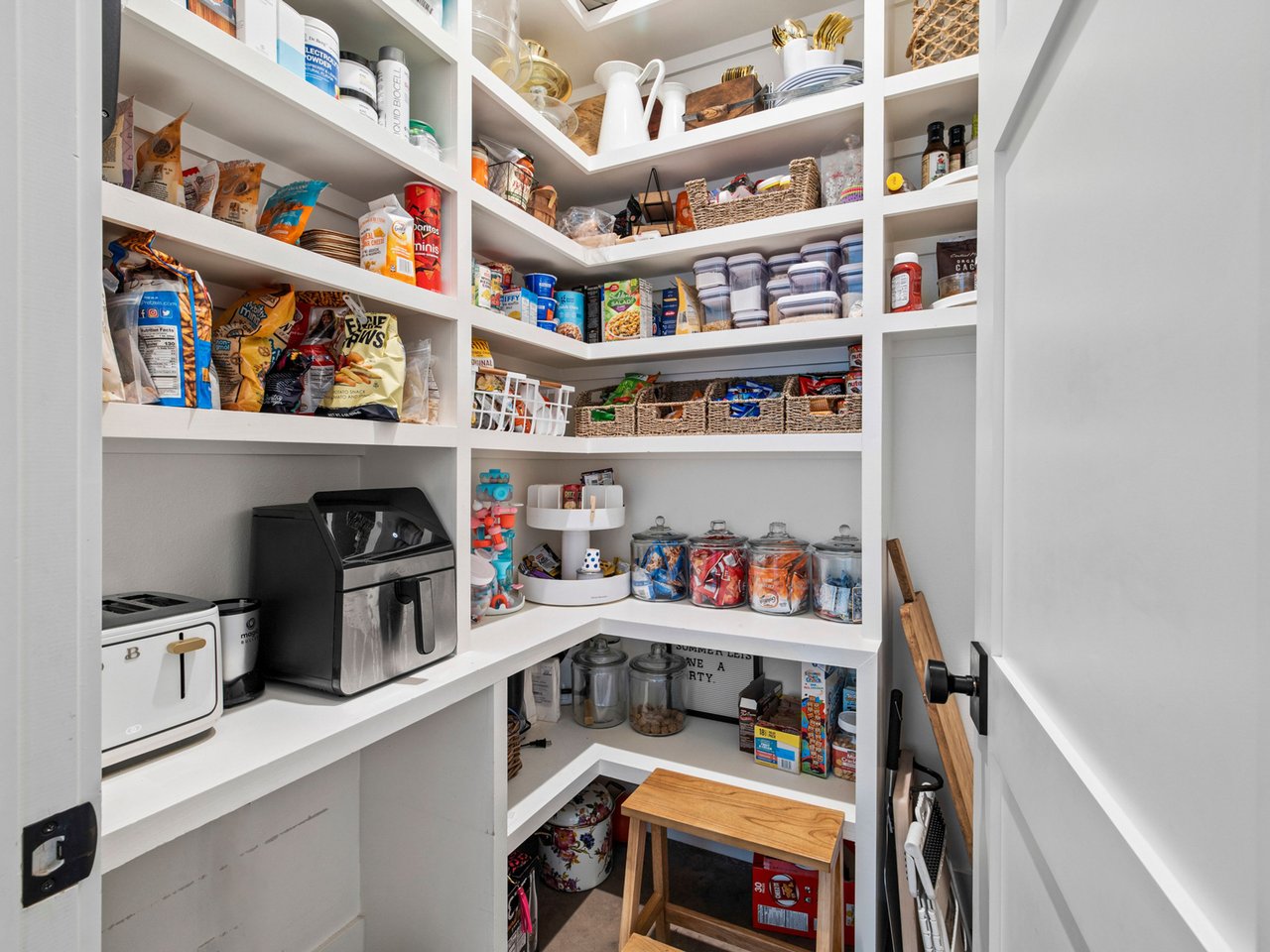 A Modern Hill Country Masterpiece at Creek Road Ranch