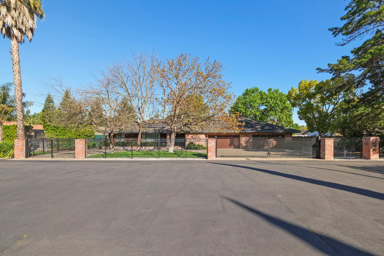 50 Amberwood Ln, Walnut Creek