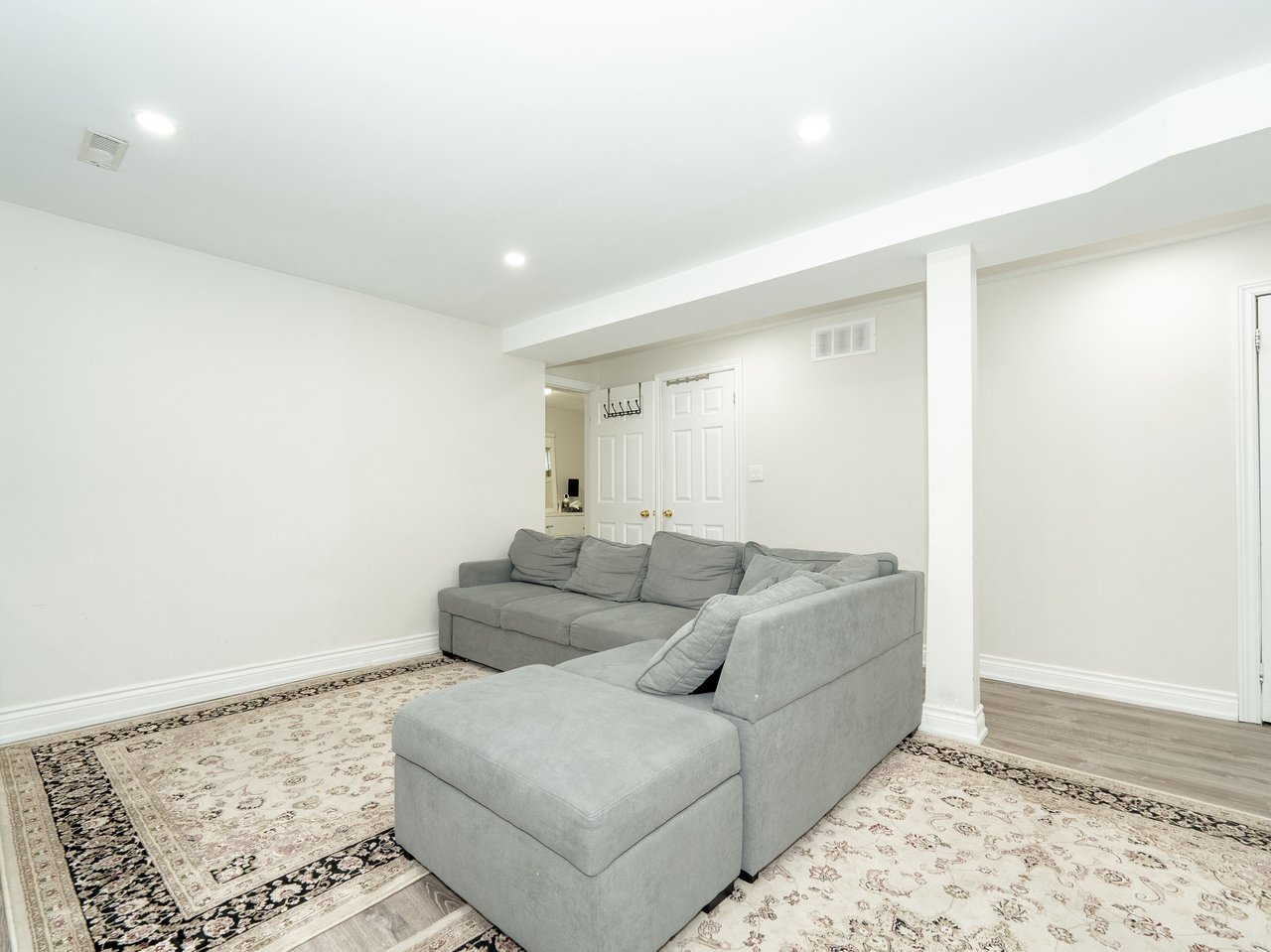133 O'connor Crescent