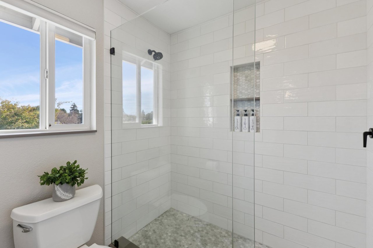 257 Summertree Drive