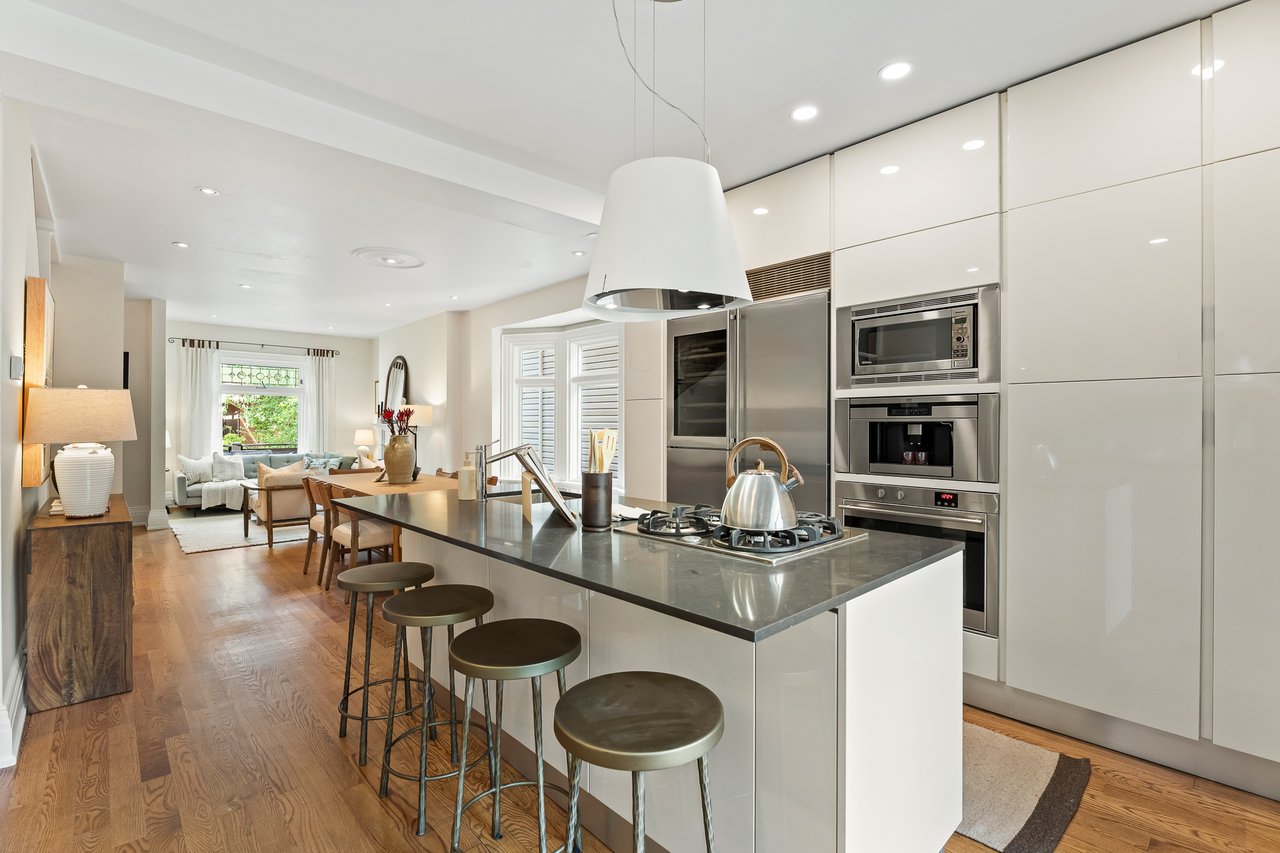 227 Waverley Rd
