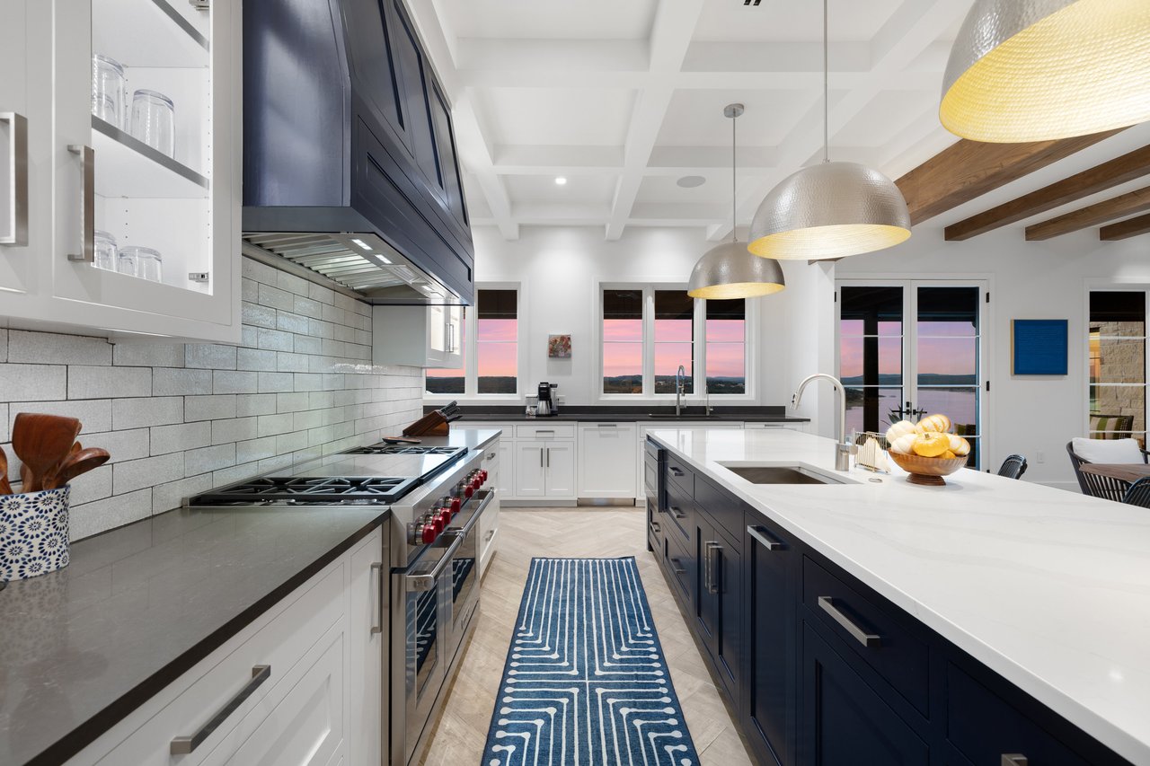 Lake Travis Waterfront