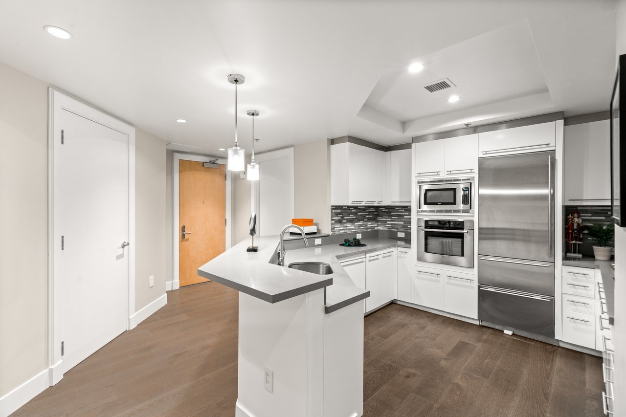 2700 Las Vegas Boulevard 2303