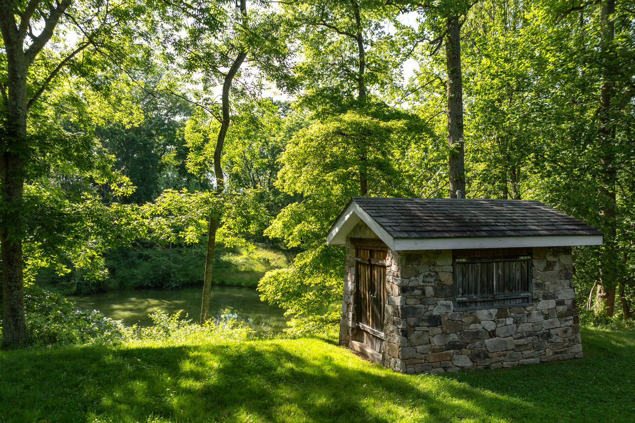 Wayside Manor