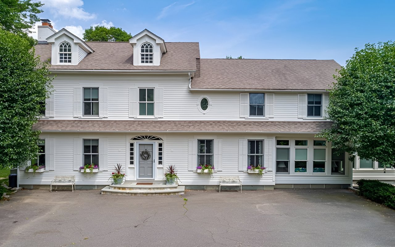 220 Greenfield Hill Road, Fairfield, CT 06824