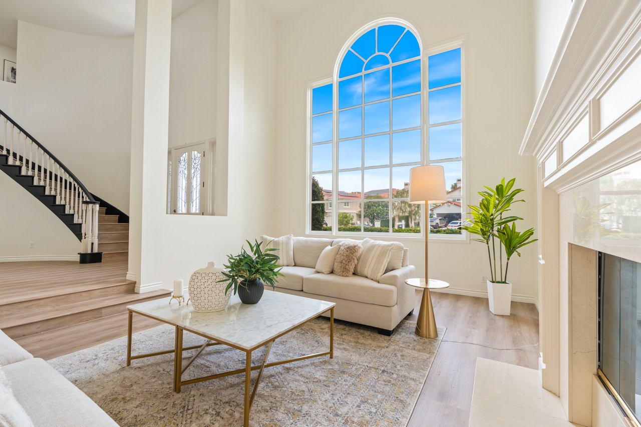 20 Meadow Wood Drive