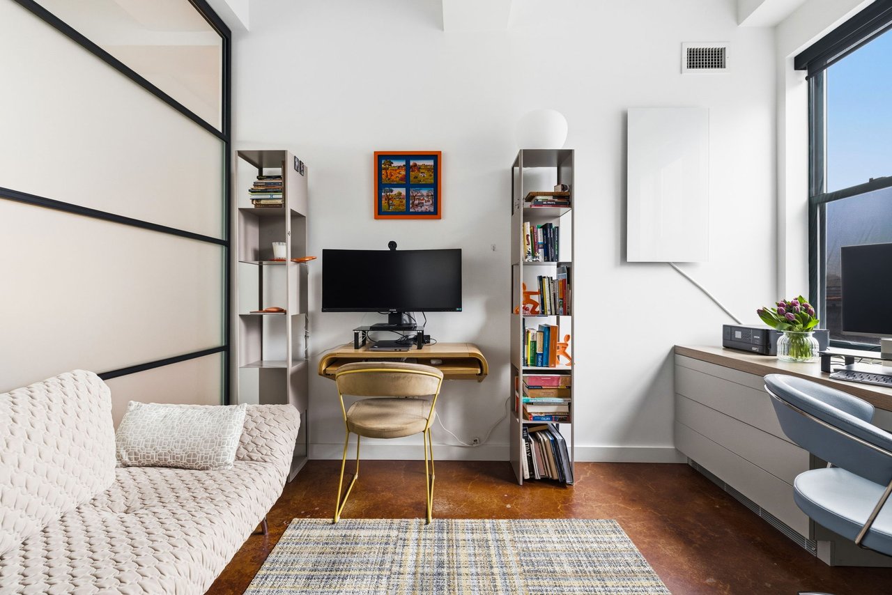 Sowa Full Service Condo