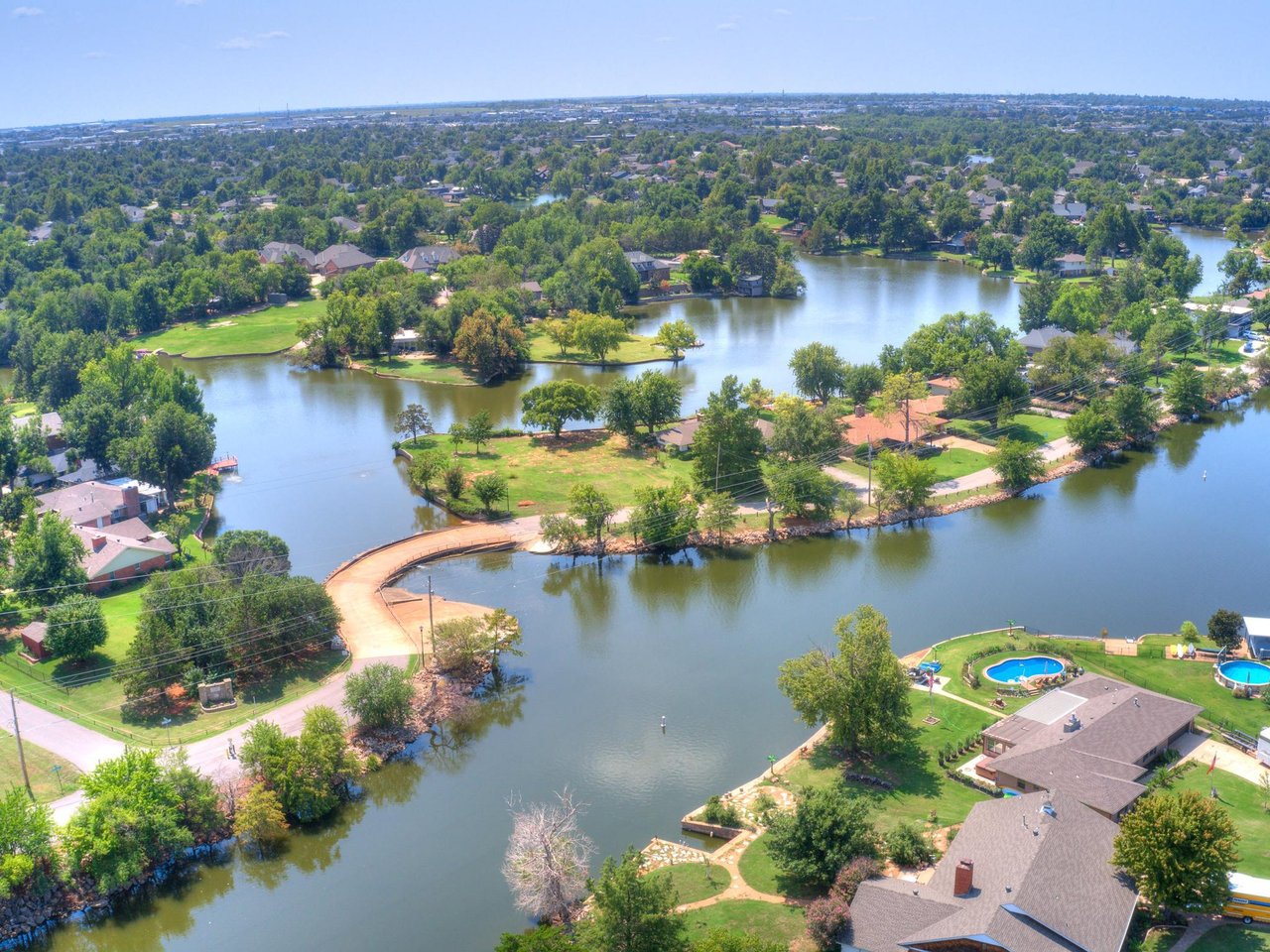 Ski Island Lake Club