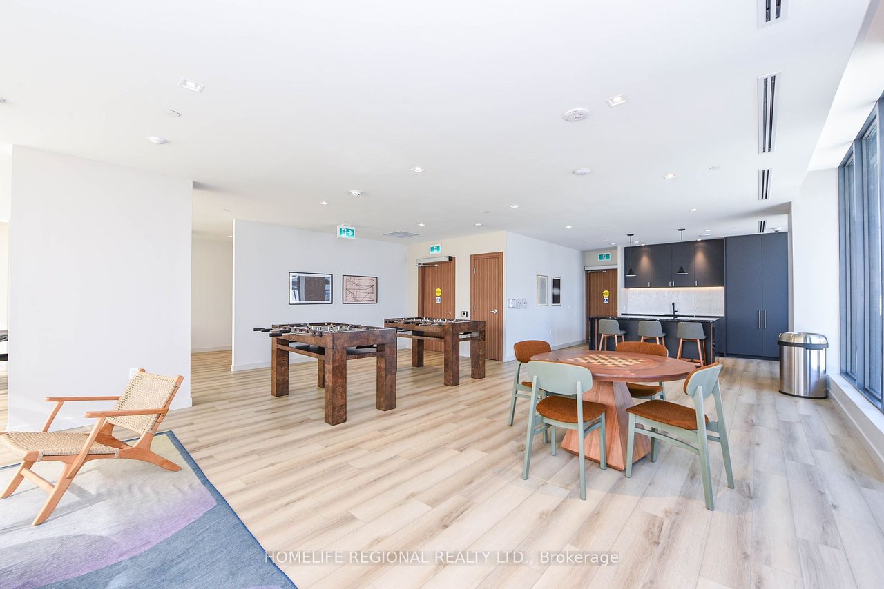 WEST CONDOS PENTHOUSE 