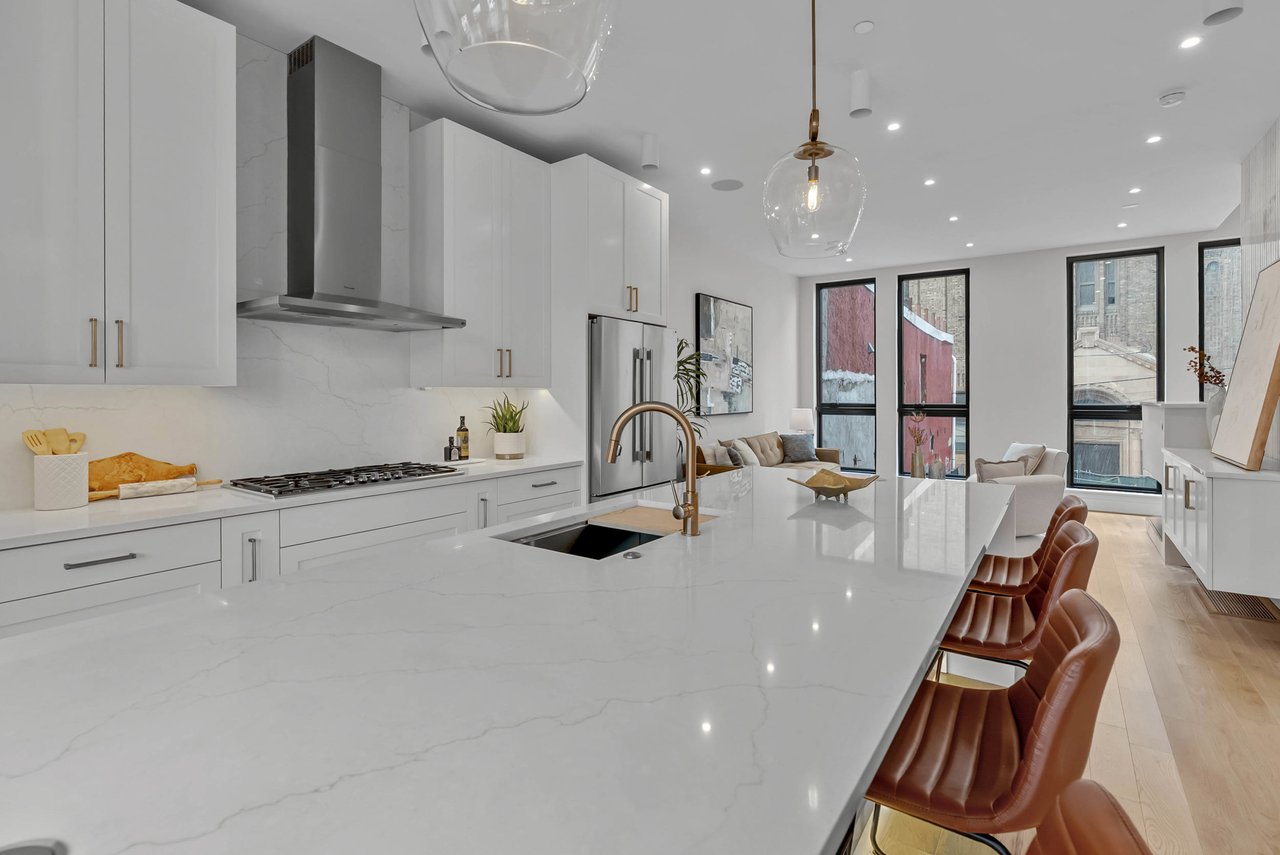 1100 Webster St #4, Philadelphia, PA 19147