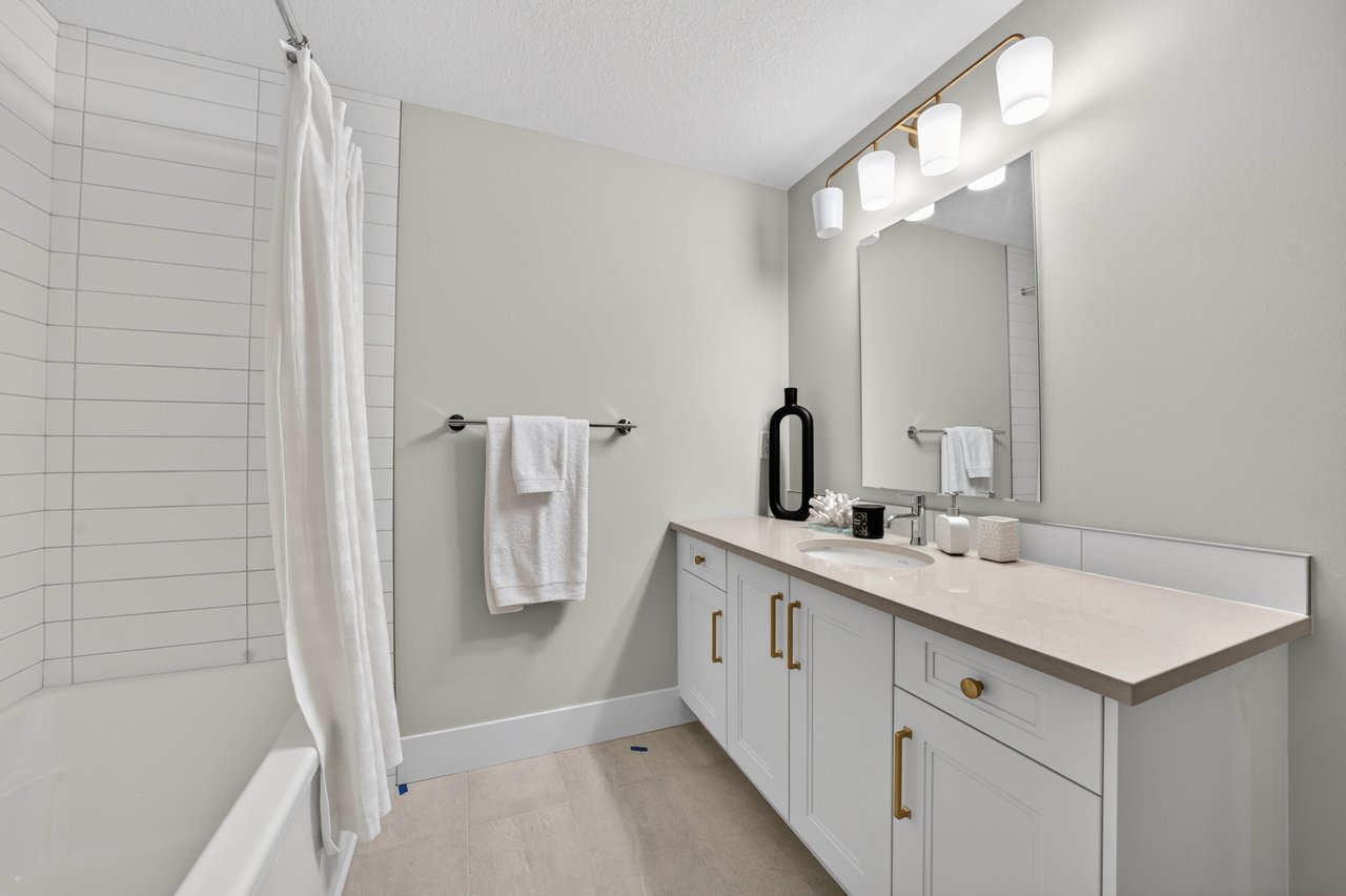 514 Pine Creek Ridge