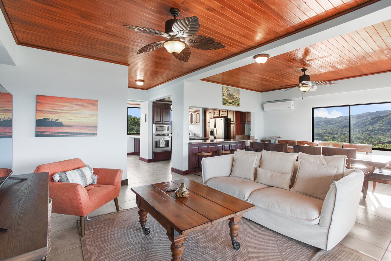 Presidential Suites #15 | Spectacular Ocean-View Condo Steps from Marina Flamingo
