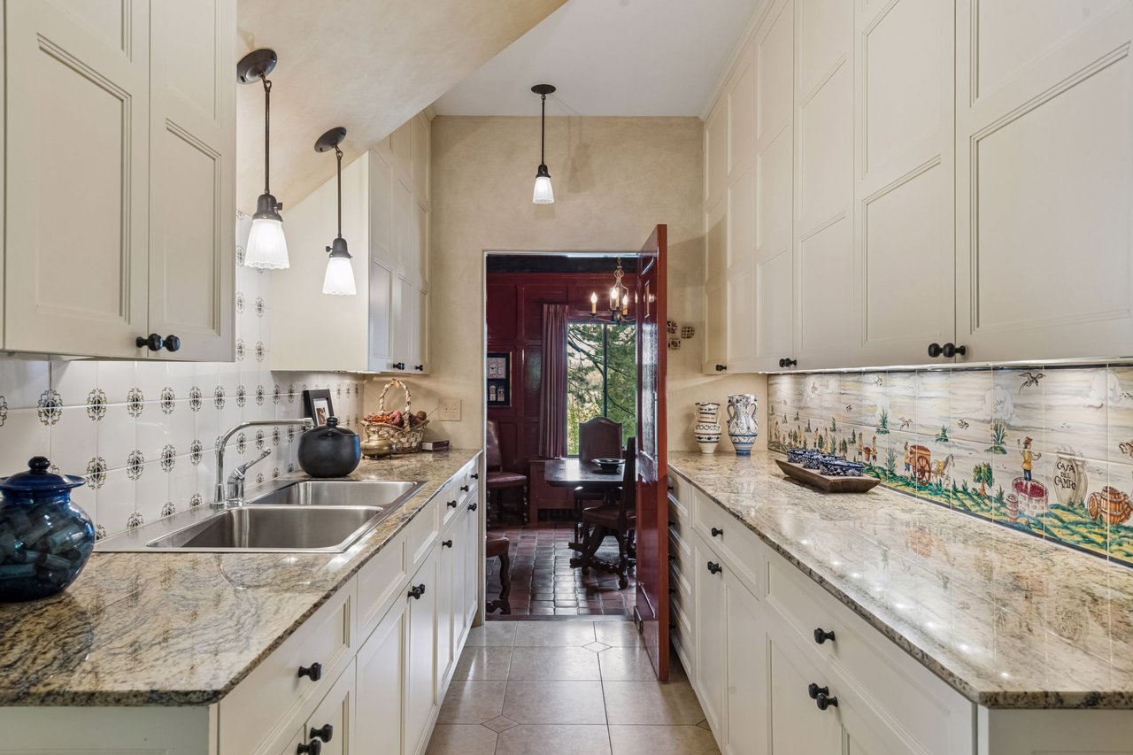 2730 Gale Road, Woodland