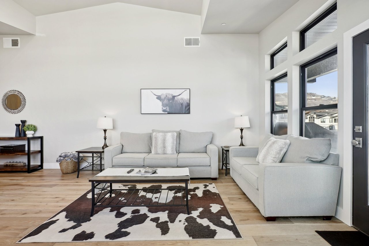 1145 W Helling Circle #304