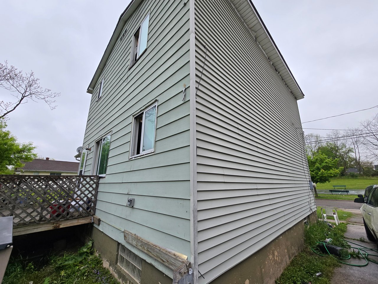 240 S Shirley Ave