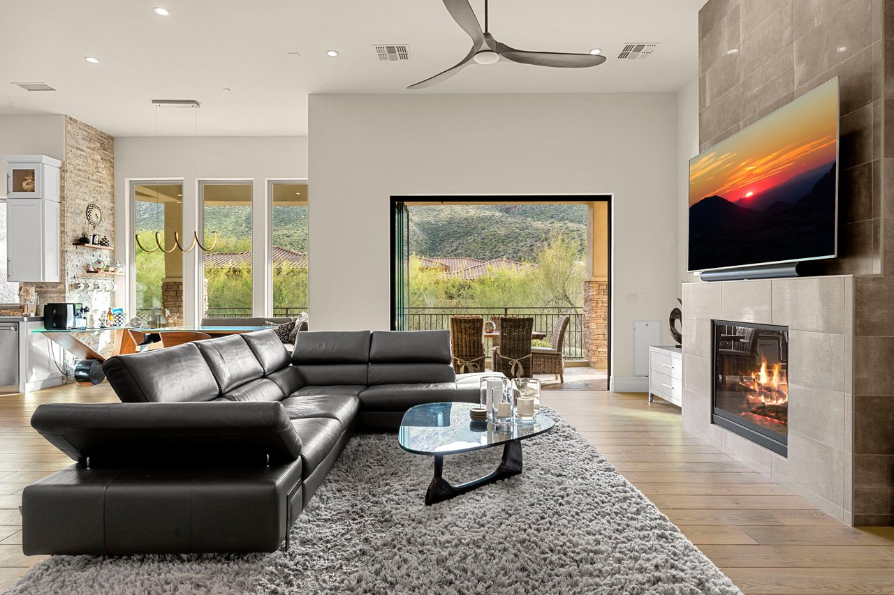 11923 E CASITAS DEL RIO Drive