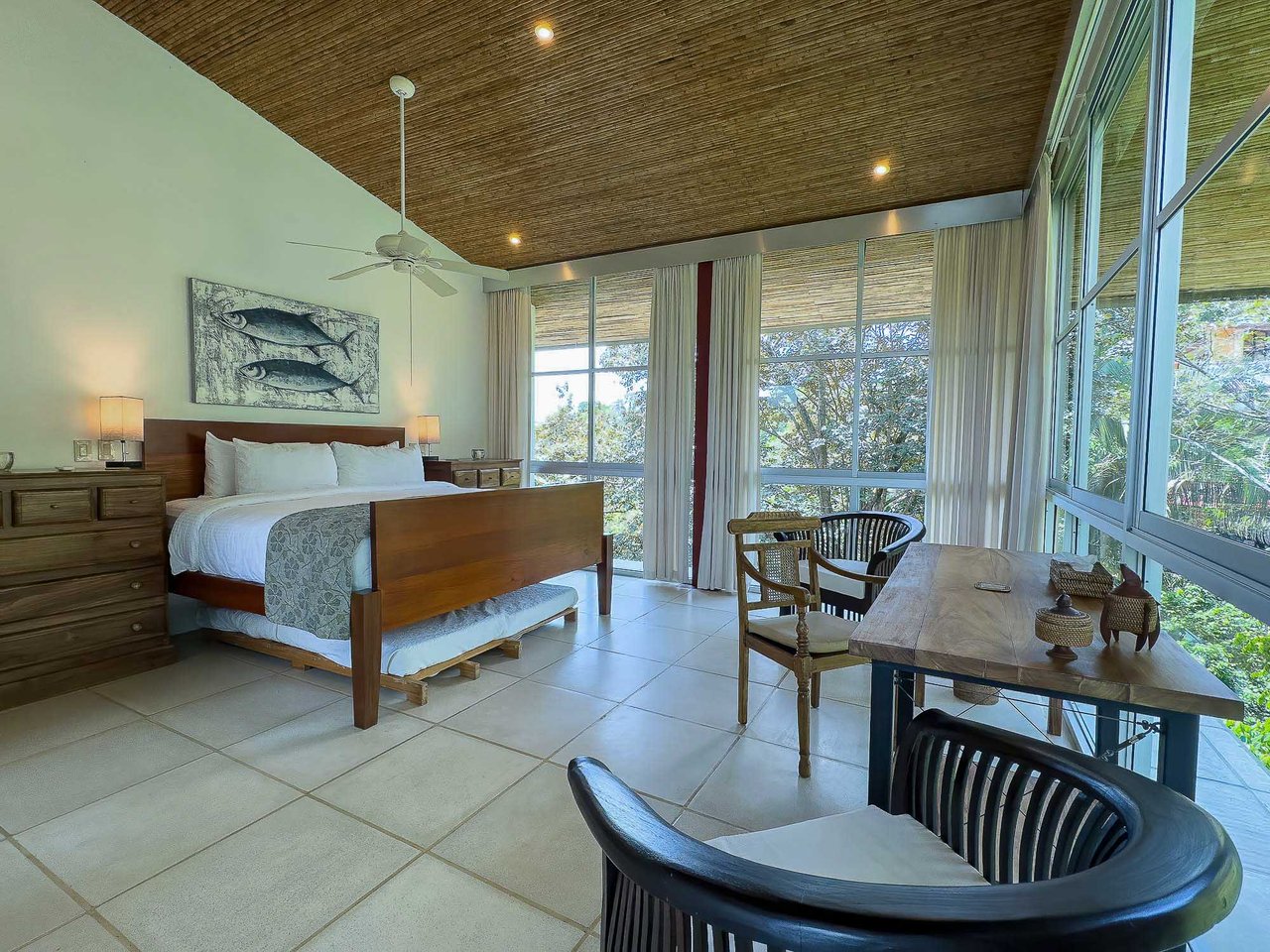 Casa Fantastica Luxury Mountain and Ocean View Villa