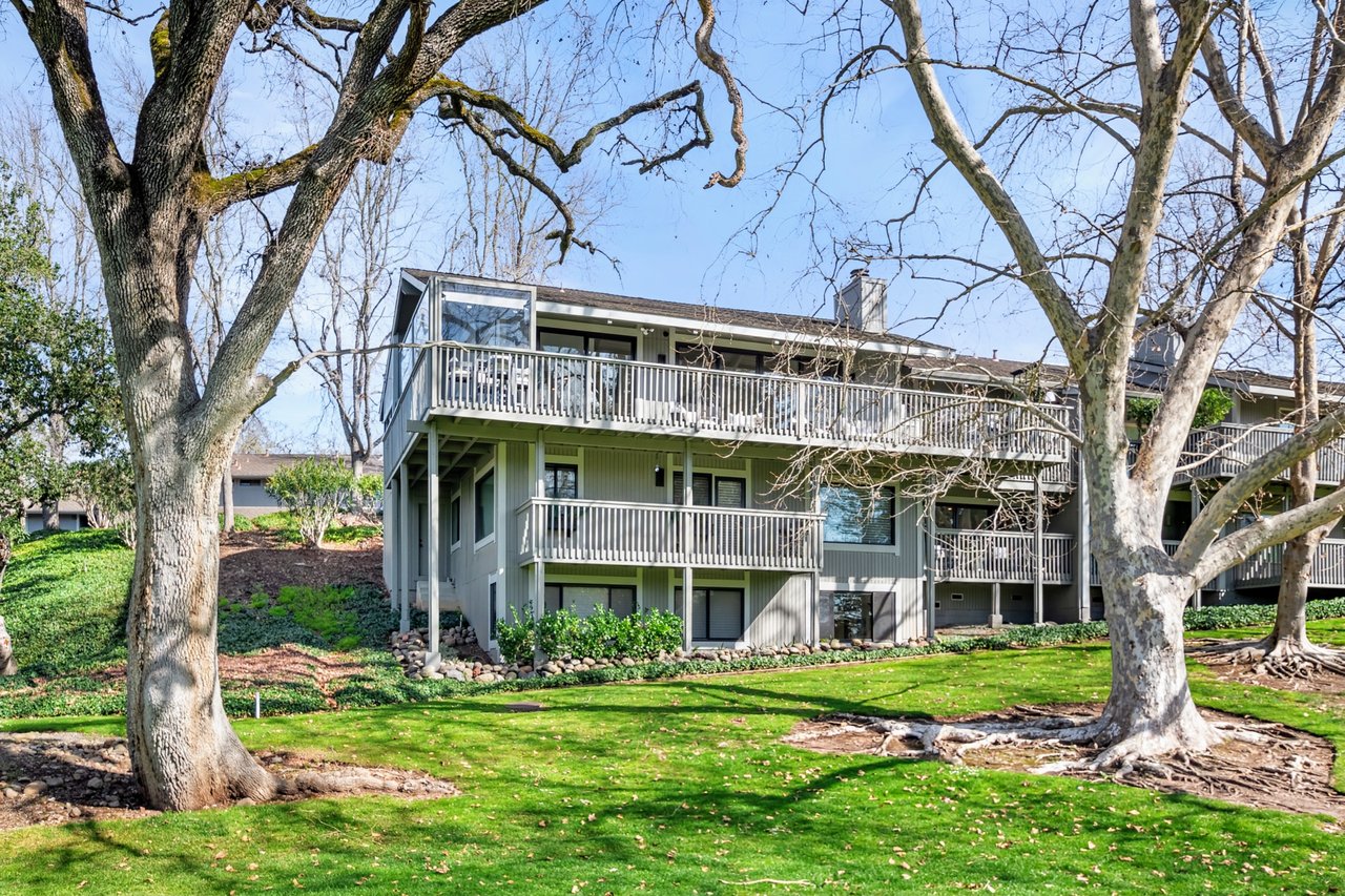 350 Deer Hollow Drive