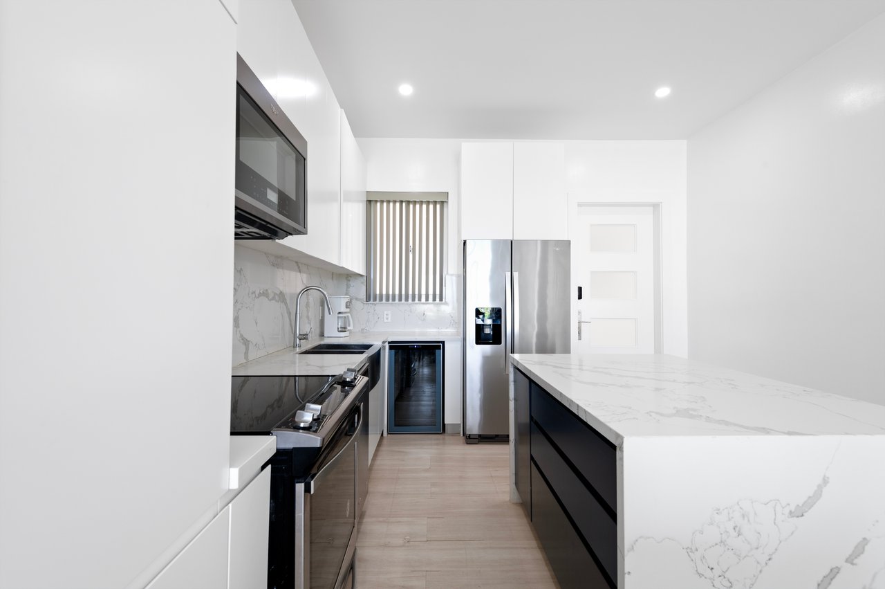 Unit 19, Miramar Coastal Residence