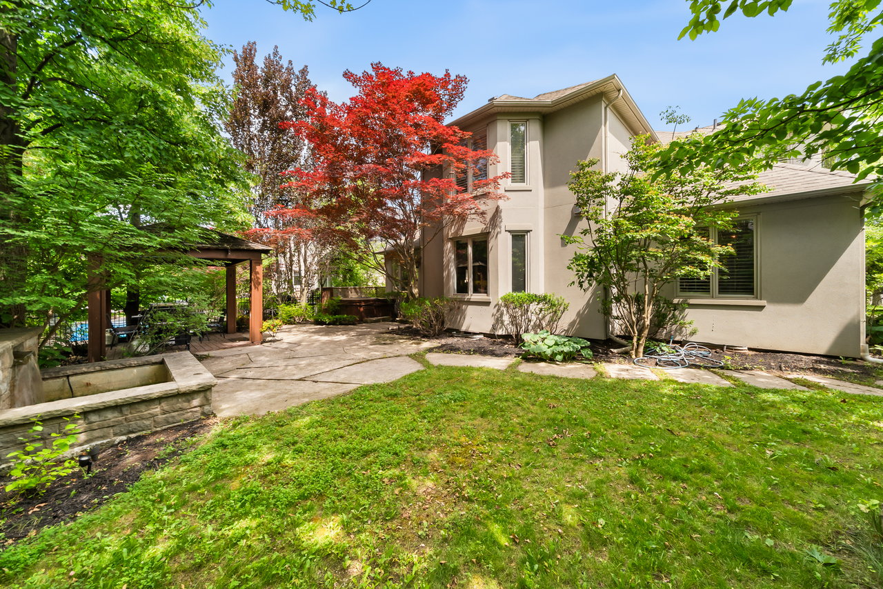 535 Canyon Ave