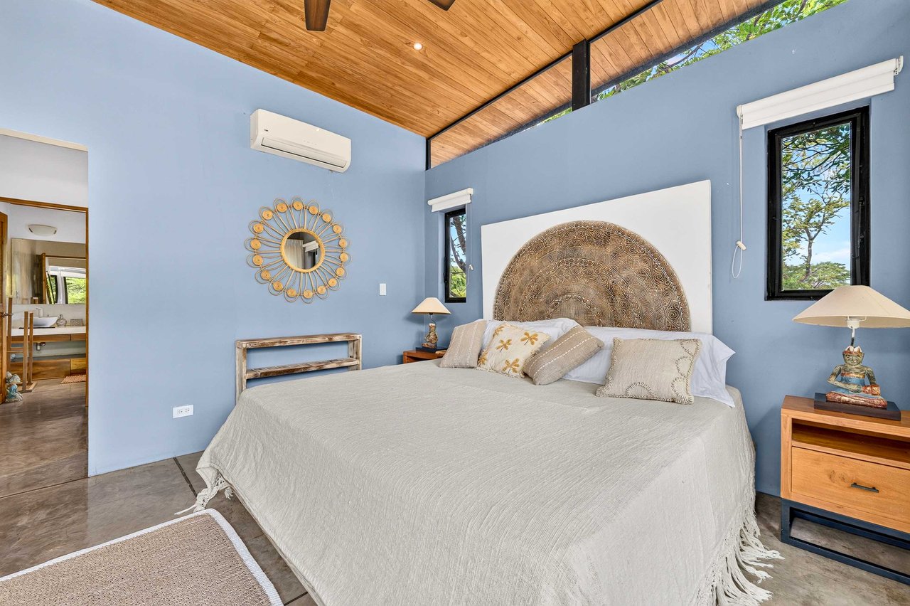Casa Chavela | Luxury 4-Bedroom Home with Guest Cabin & Pool in Tamarindo