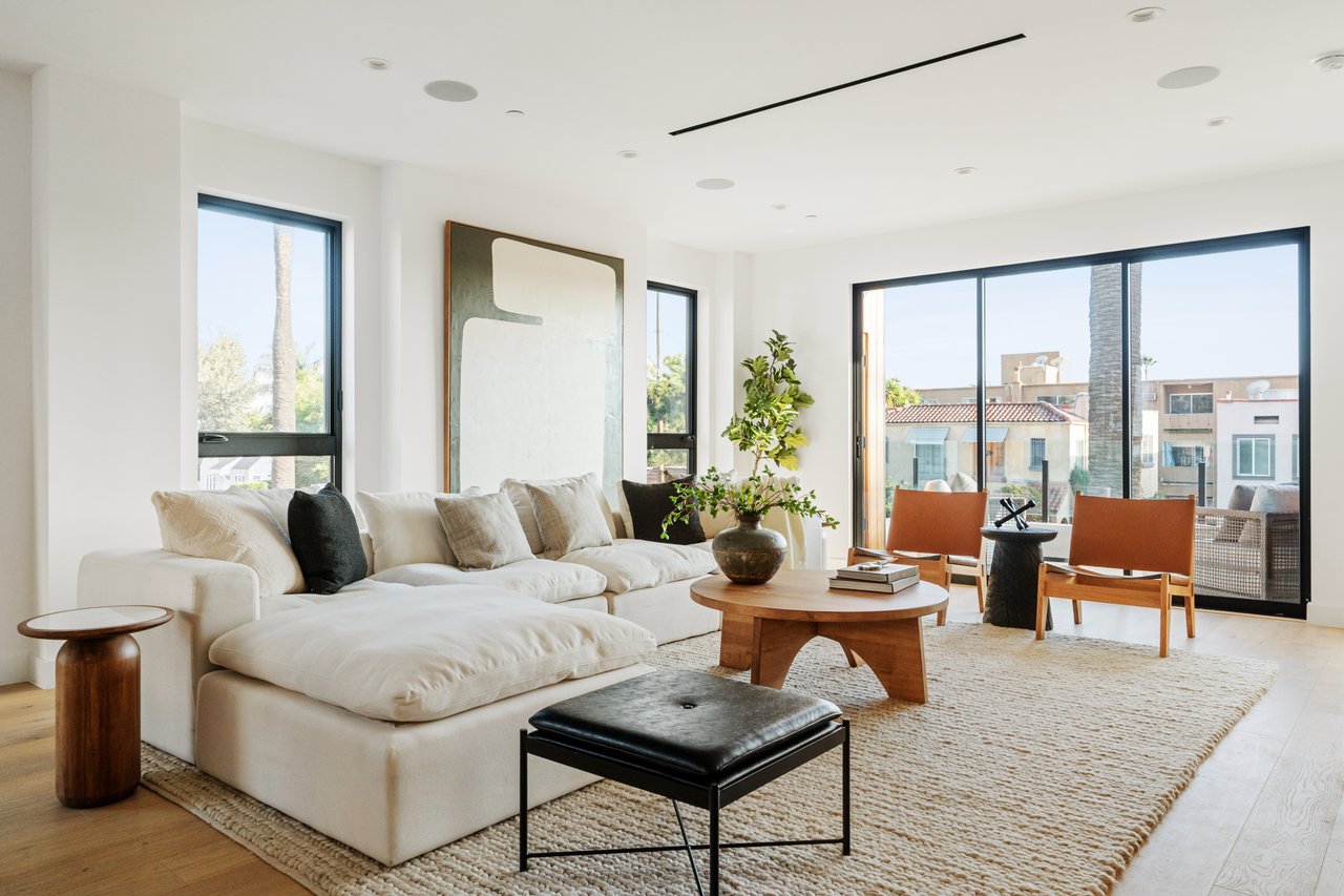 Ambrosia at Hillhurst