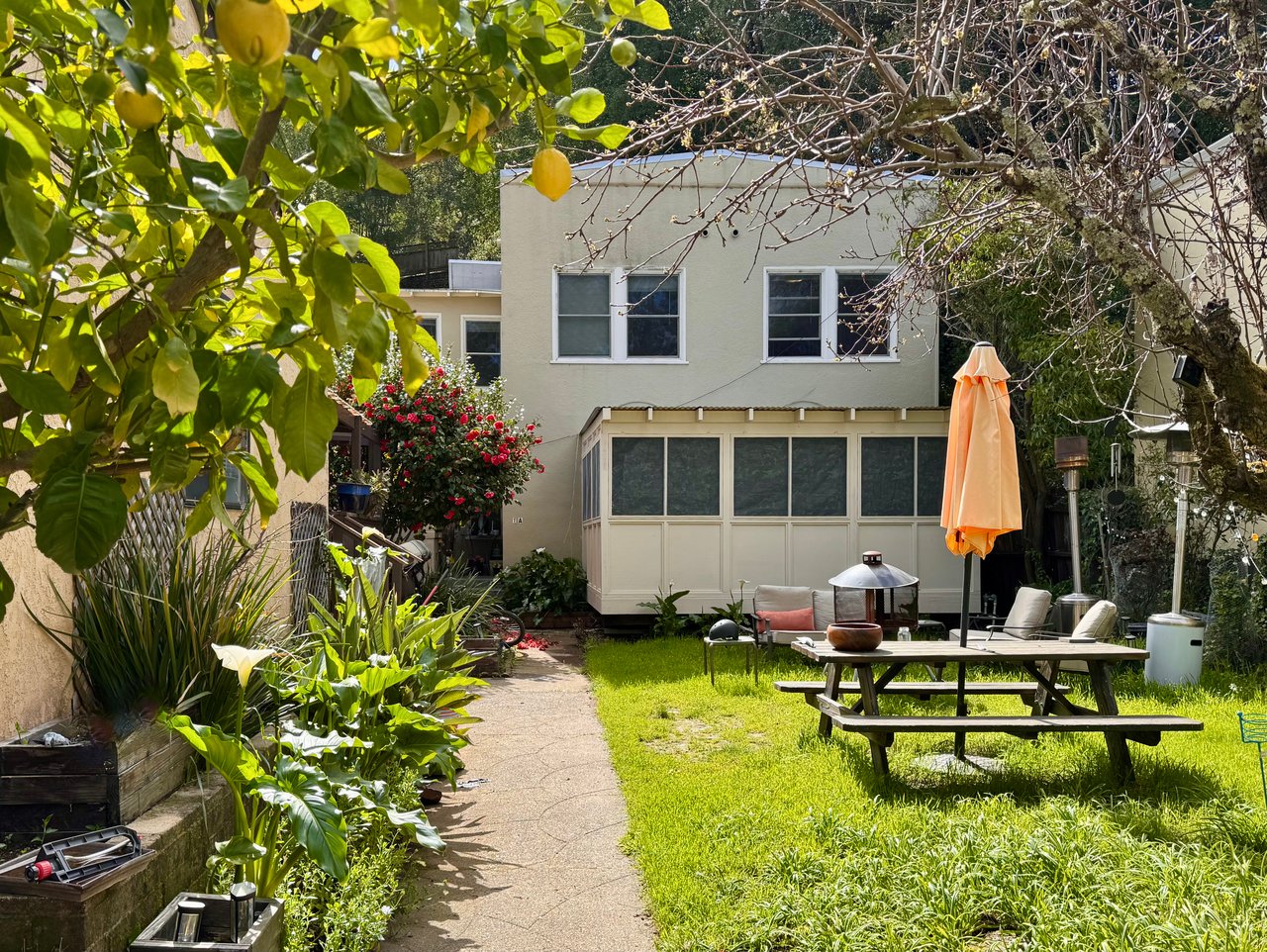 Fairfax Multi Family  | 3 Houses + Duplex | Oversized Lot