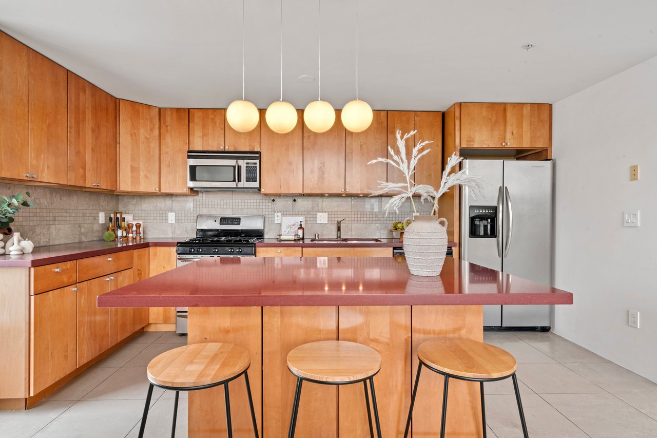 281 Clara St #6