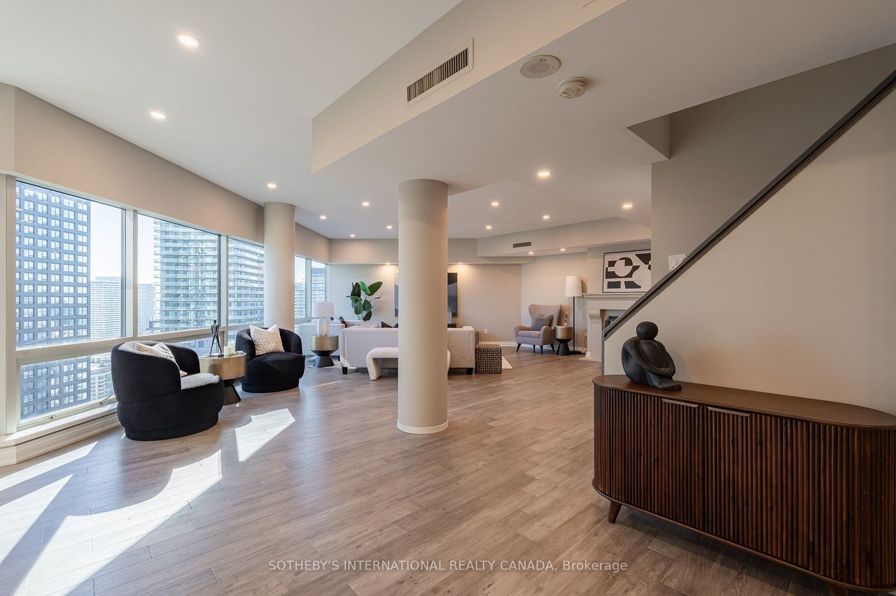 PENTHOUSE IN THE SKY