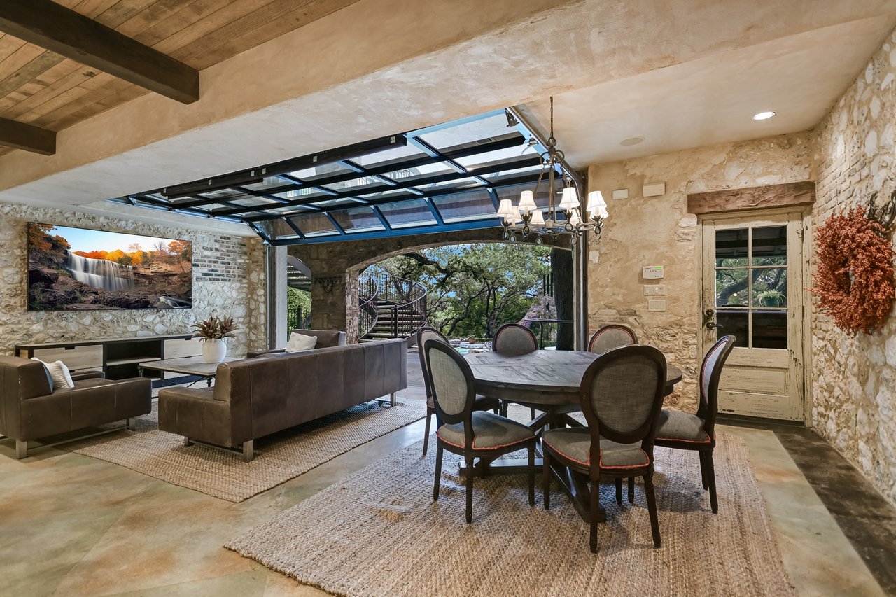 3601 Toro Canyon Rd