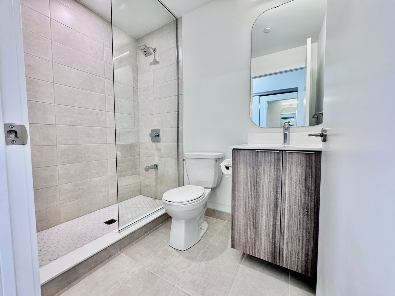 15 Richardson Street Unit: 616