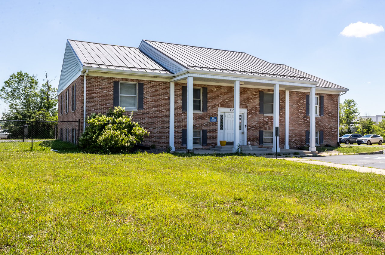 Sell Commercial Property in Indianapolis: What This Independence Square Listing Reveals About Today’s Buyer Demand