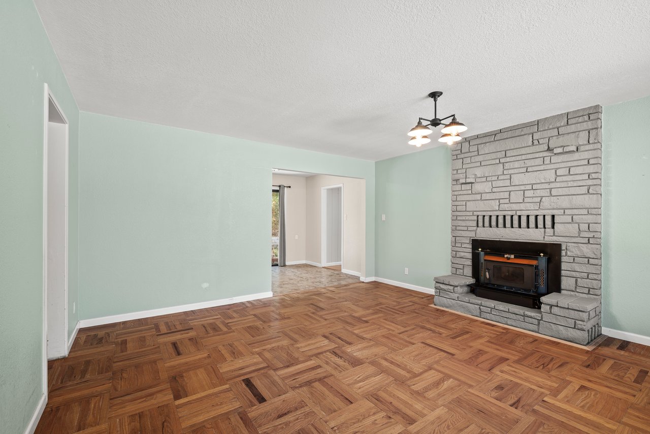 5761 Forest Lake Rd,