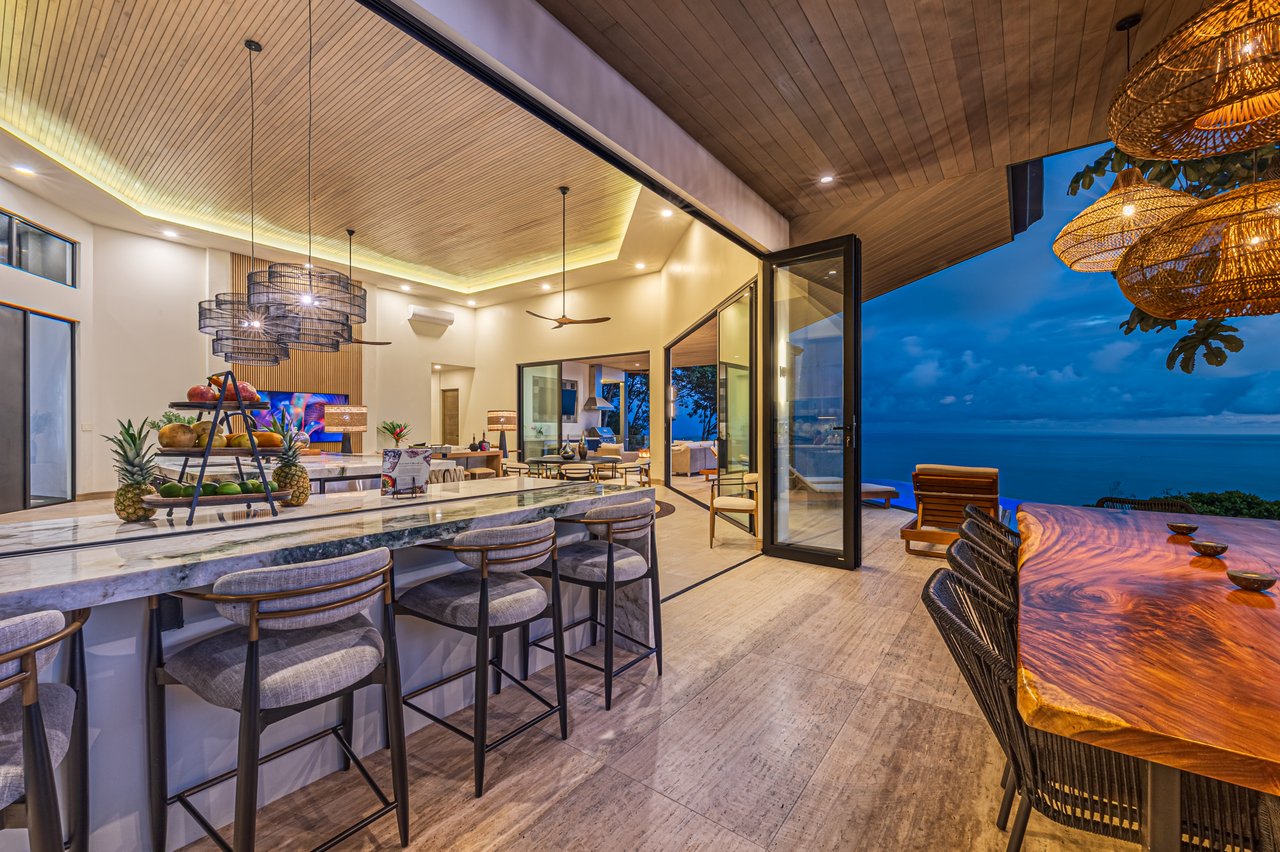 Luxury Estate in Escaleras - Incredible Ocean Views 5.5 Acres