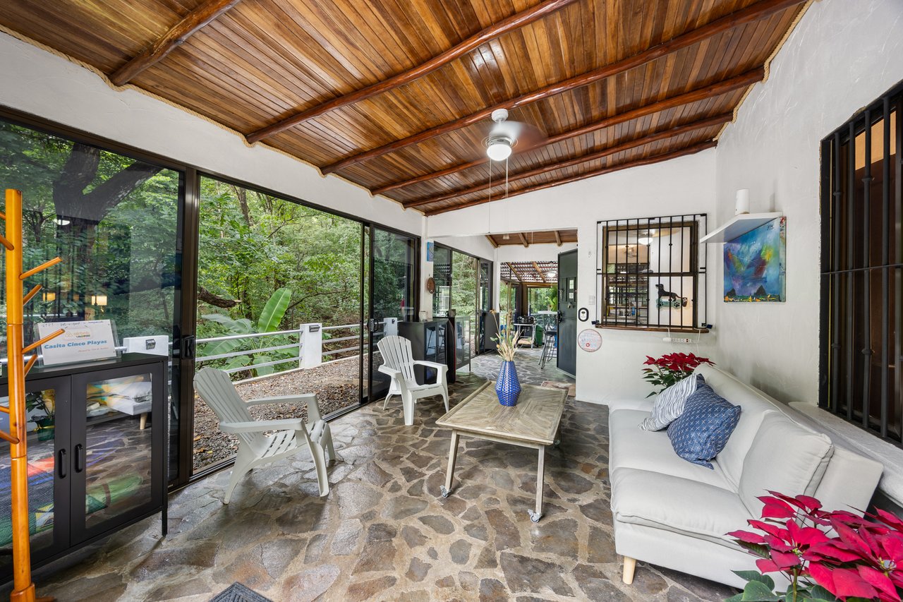 Casa Brillante & Casita Cinco Playas | Modern Home with Guest Casita, Pool & Mountain Views in Huacas