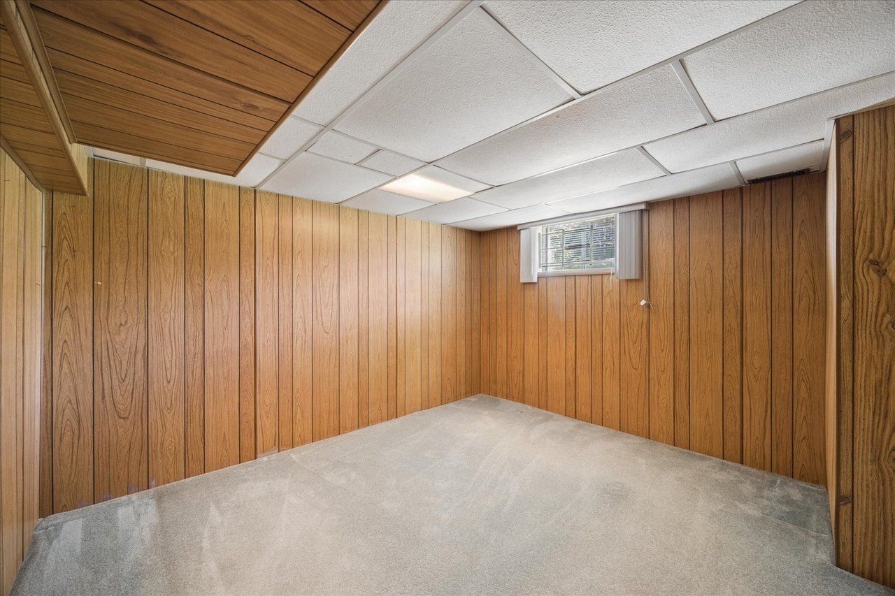 139 Elinor Avenue, Toronto