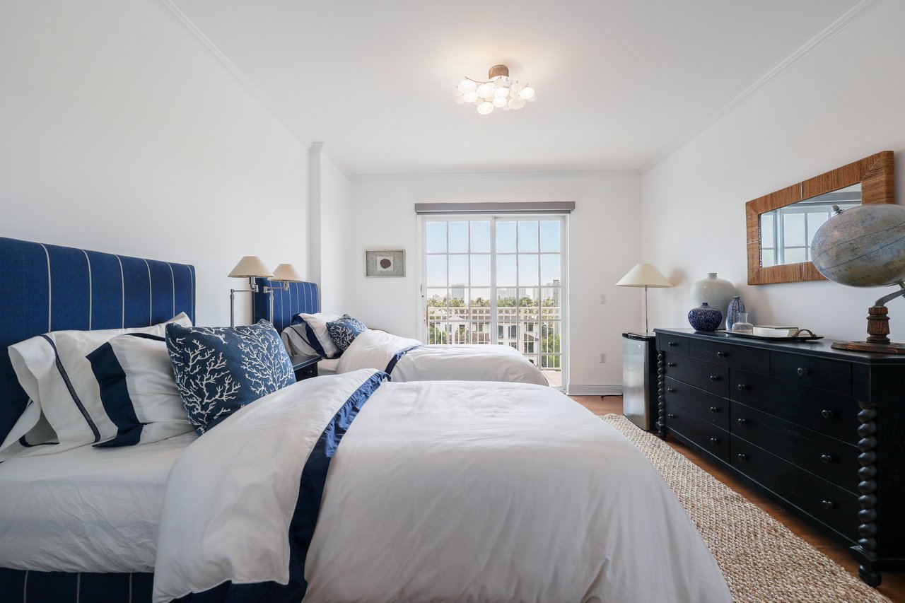 110 Hendricks Isle Nº 13 