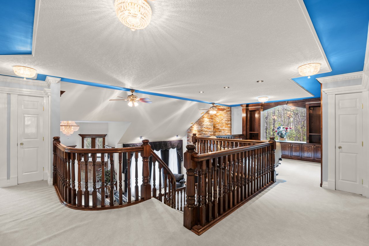 7 Biggar Heights Bay