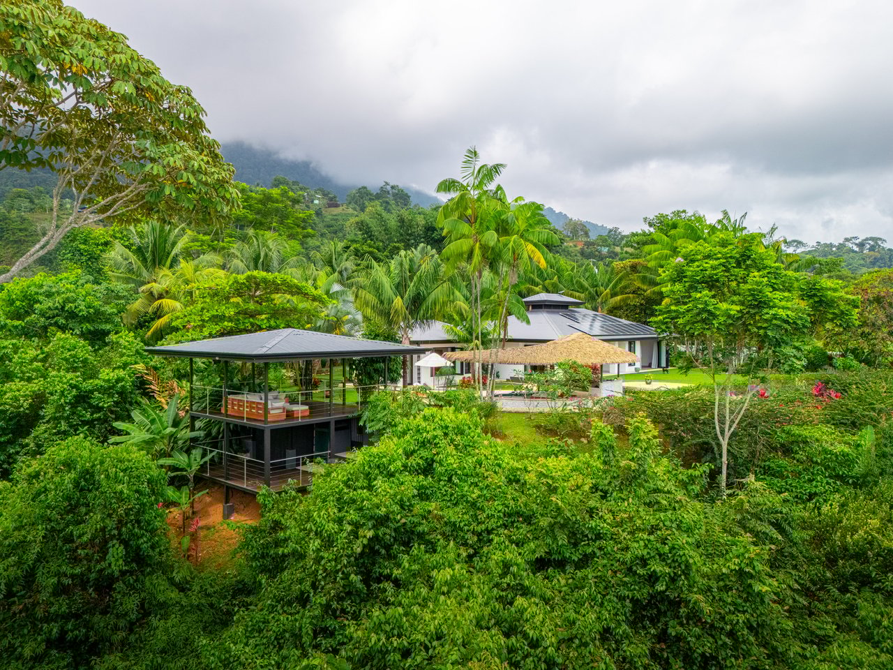 Casa Otra Vida – A Private Jungle Retreat with Ocean Views & Off-Grid Luxury