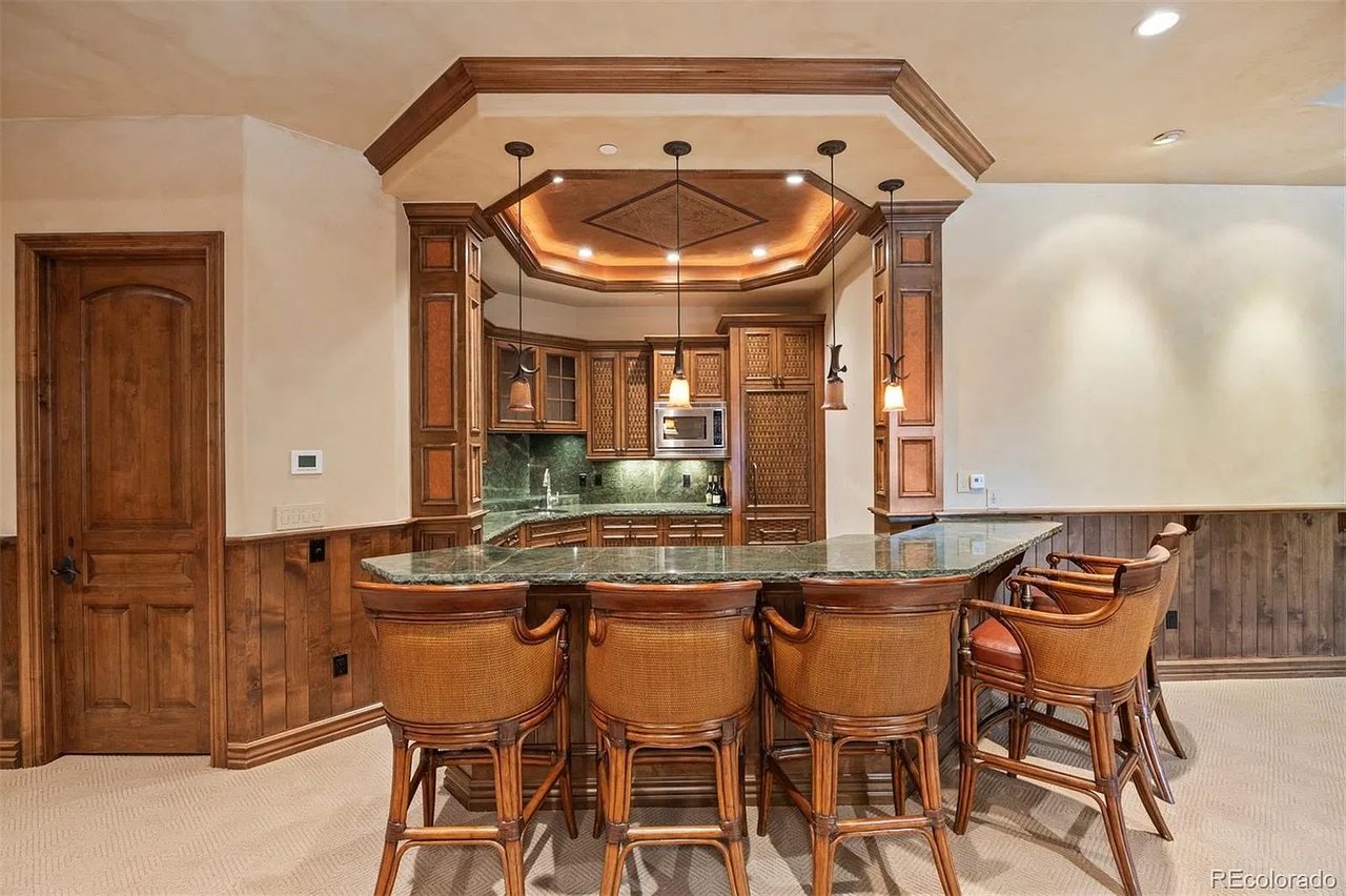 1033 Anaconda Drive