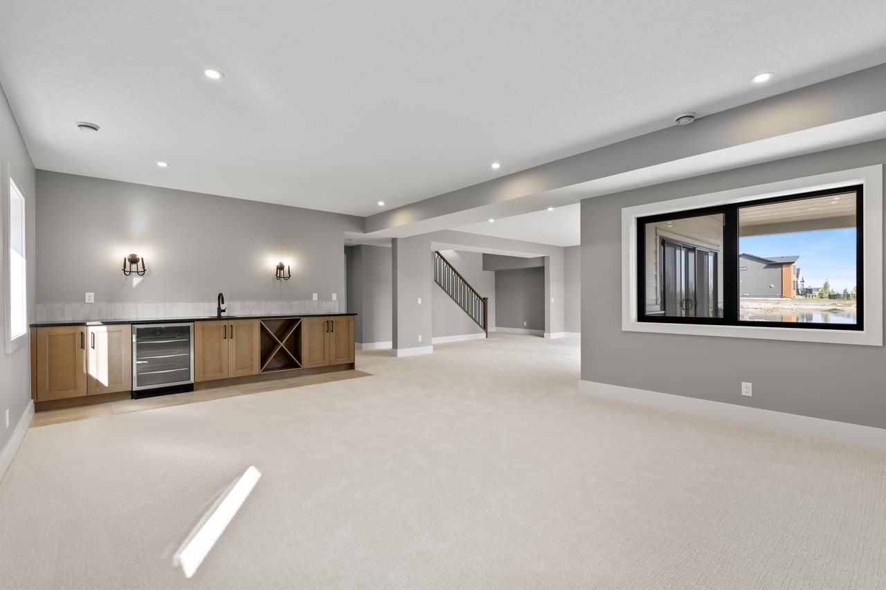 265 Rowmont Drive NW