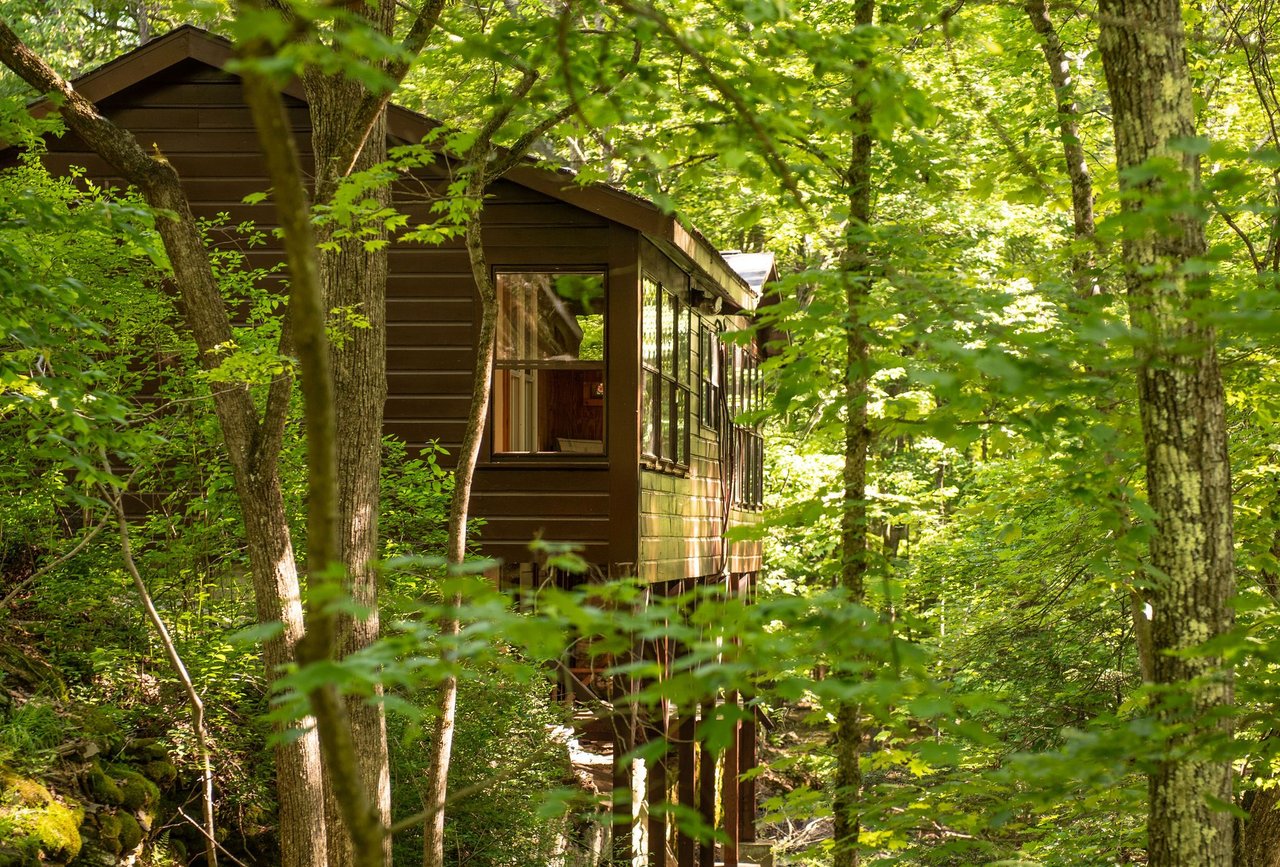 276 Chestnut Hill Road, Woodstock