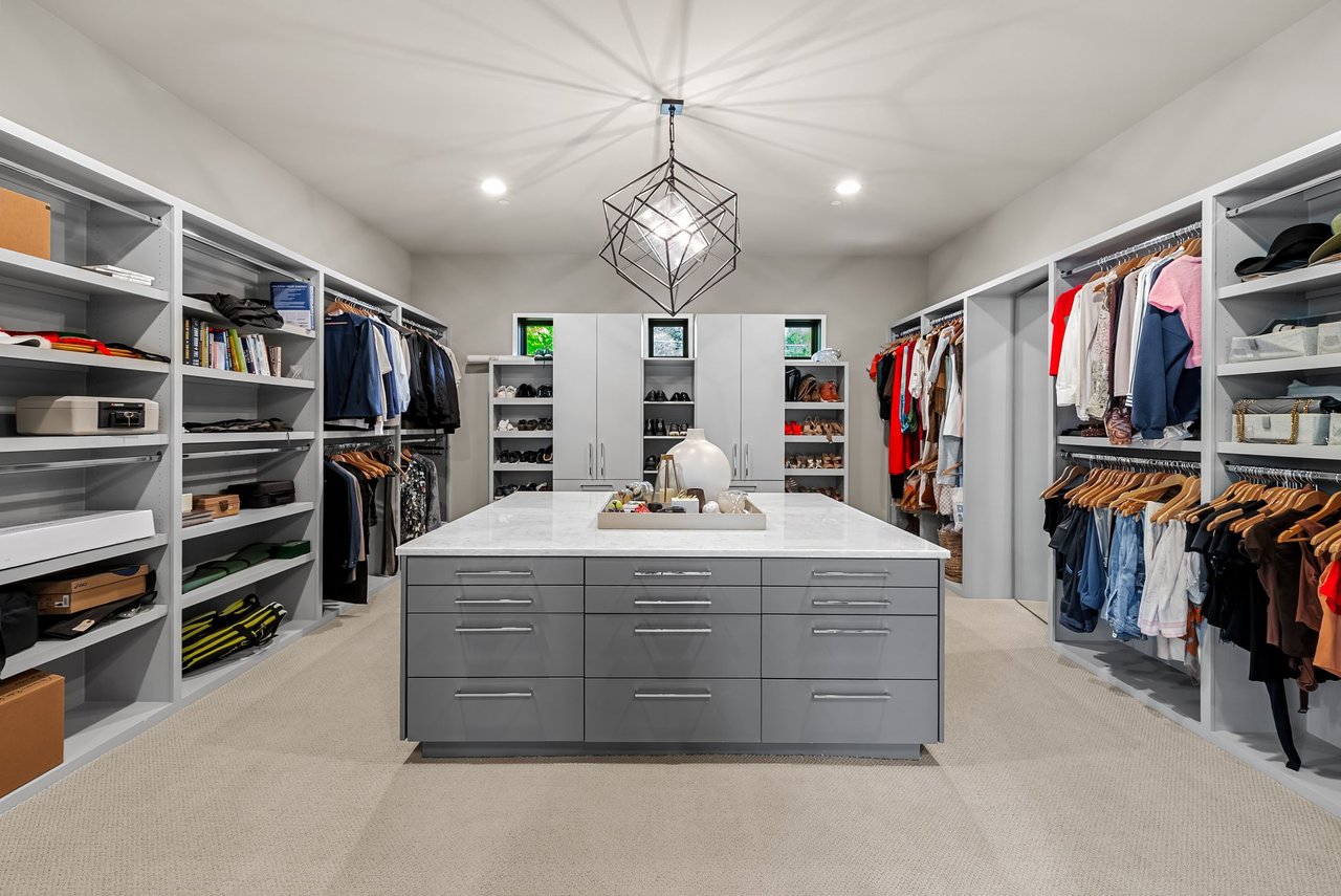 8508 Big View Drive