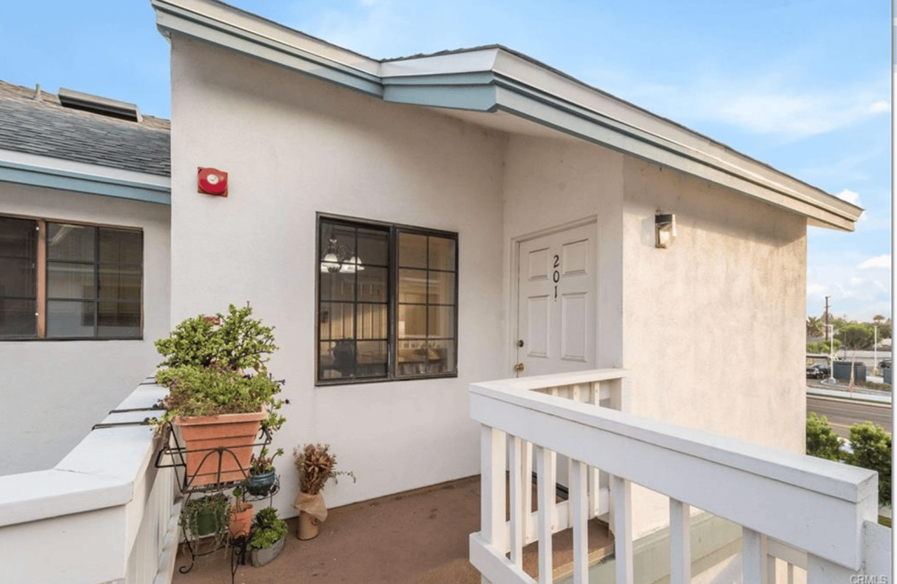 4751 E Pacific Coast Hwy Unit#201