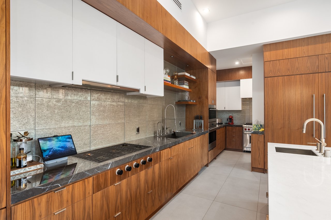 1527 Rising Glen Rd, Sunset Strip