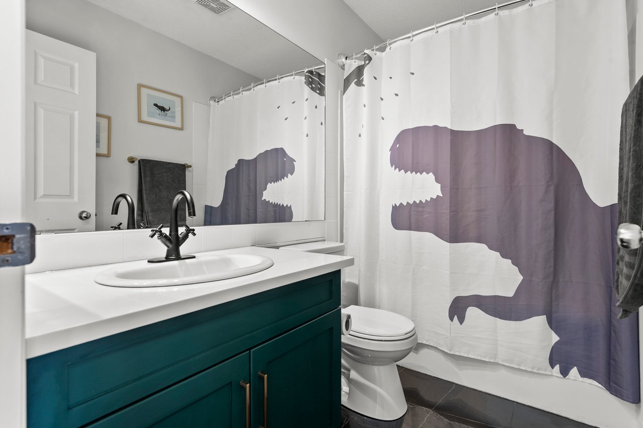 218 Coville Circle NE