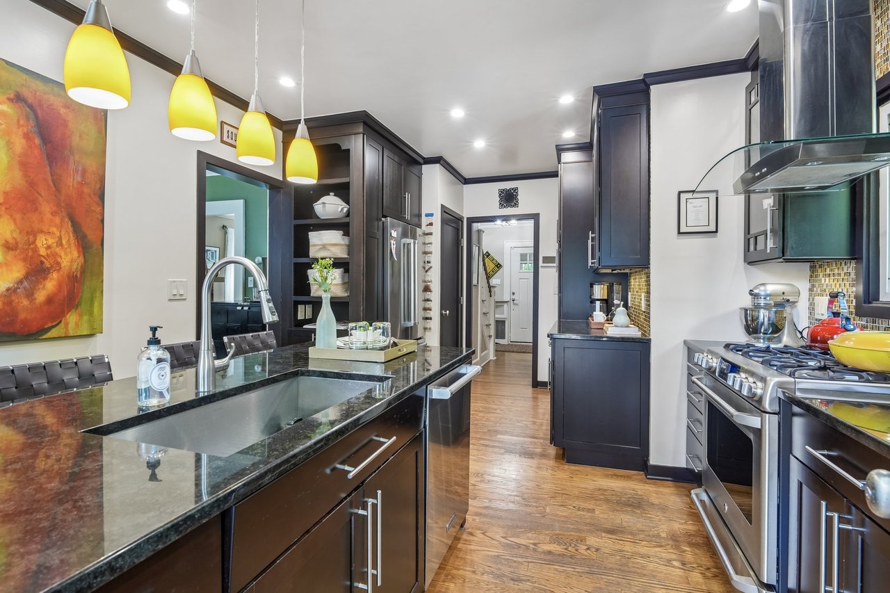 2 Kendall Avenue