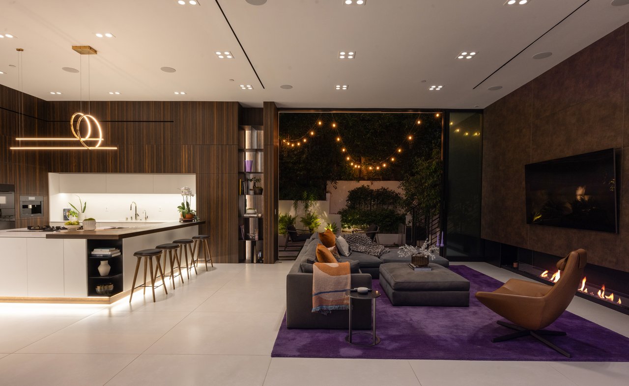 1488 Rising Glen Rd, Sunset Strip