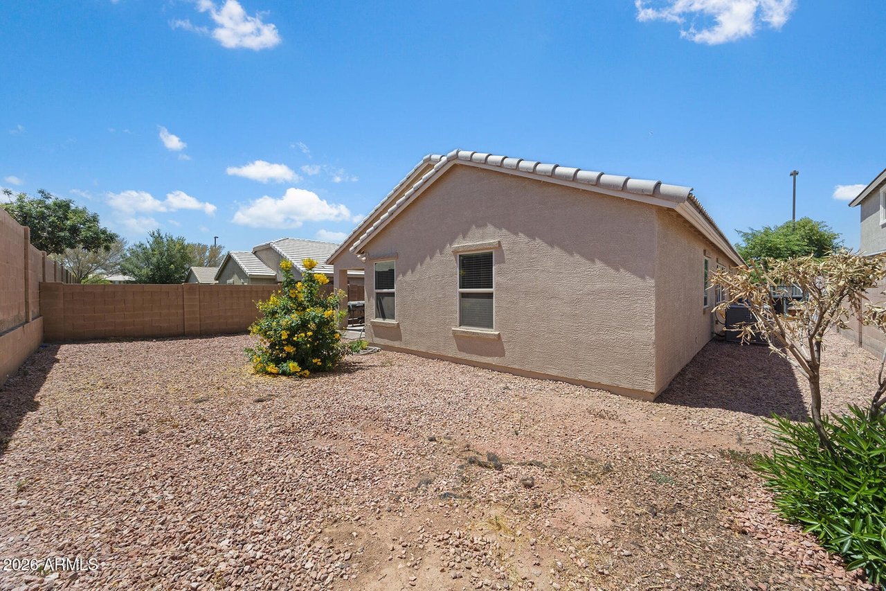 2159 E Stacey Rd