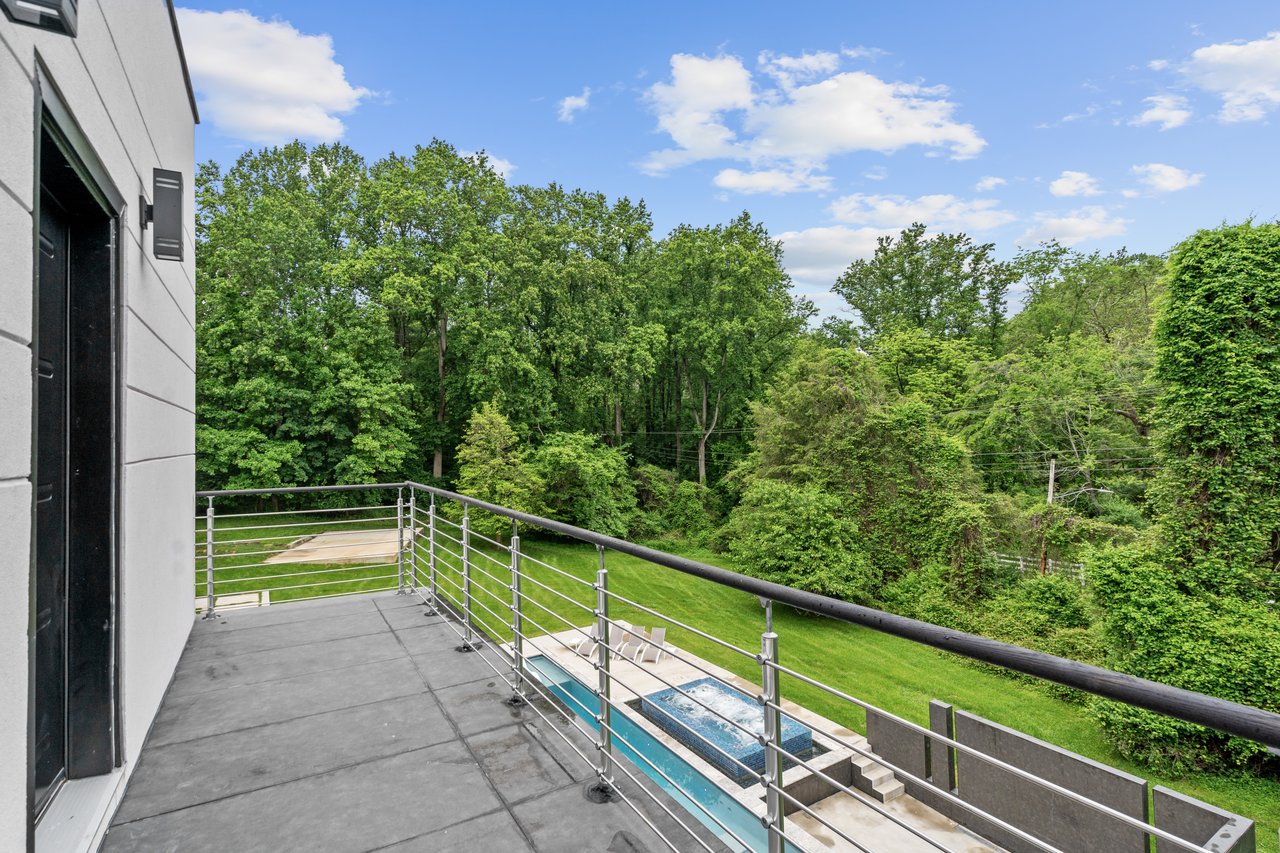 9100 Mill Pond Valley Dr